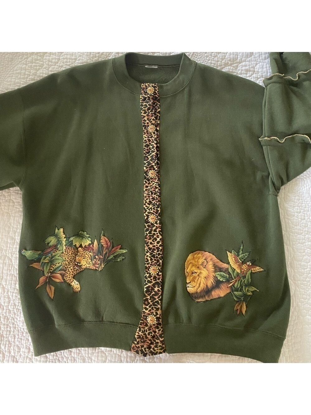 Fleece Vintage rare army green button down jacketSz is oversized XL UKN brand